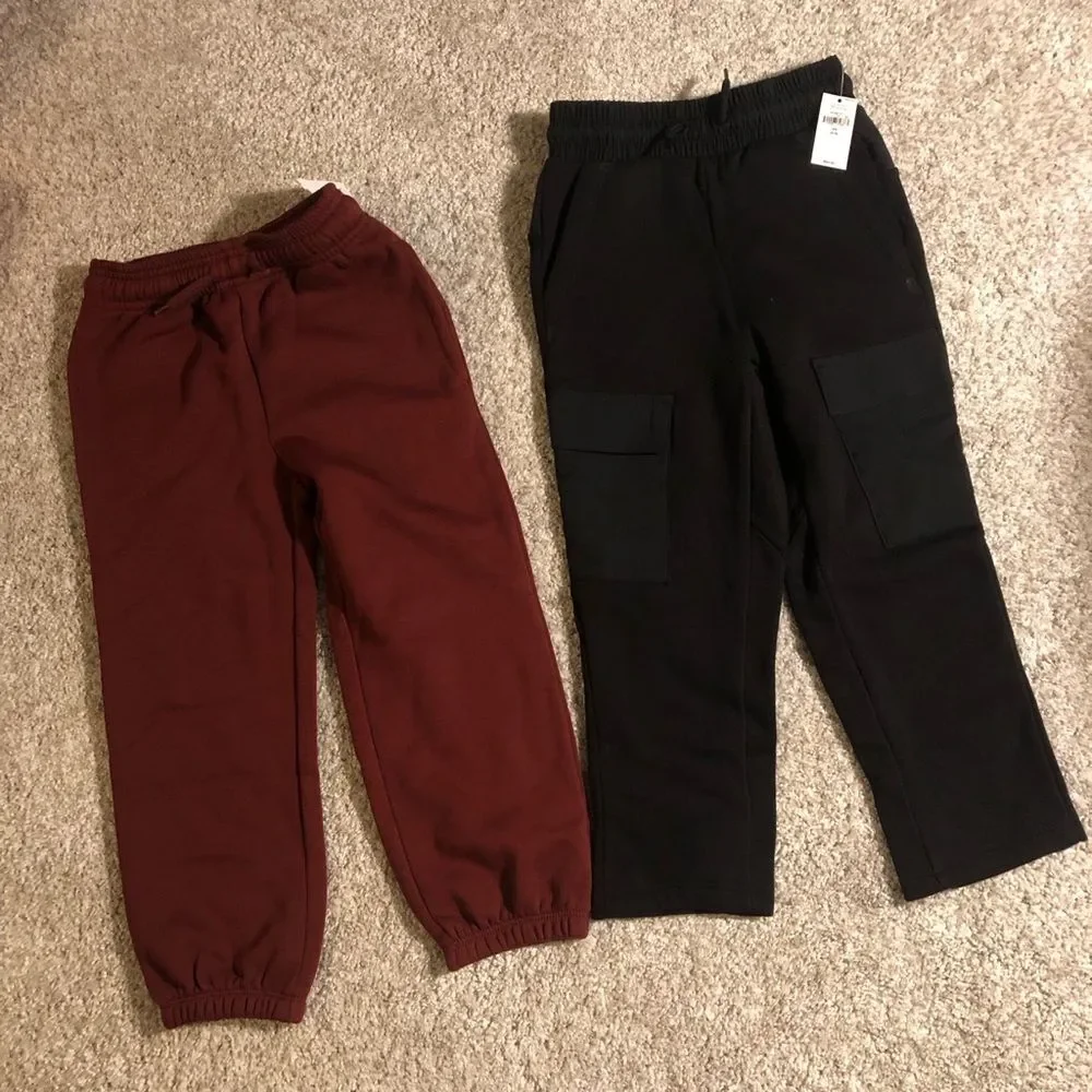 New set of 2 Gap Kids Maroon and Black Jogger Pants boy size XS 4-5 NWT